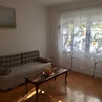 Apartment Stipe